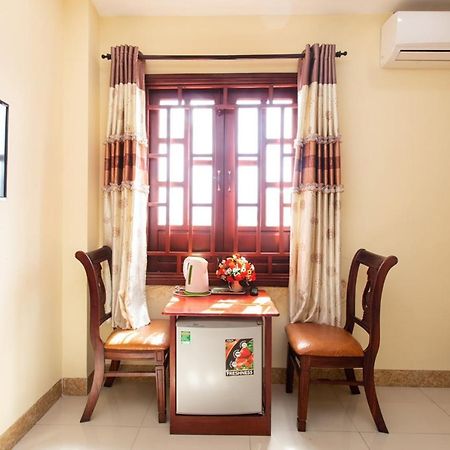 Phuong Hong Hotel Da Nang Bagian luar foto