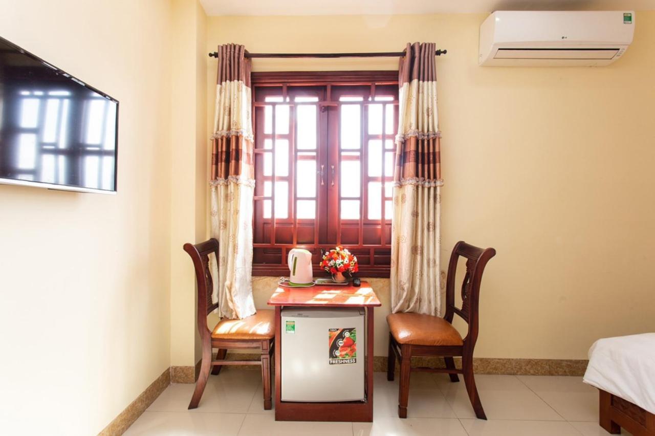 Phuong Hong Hotel Da Nang Bagian luar foto